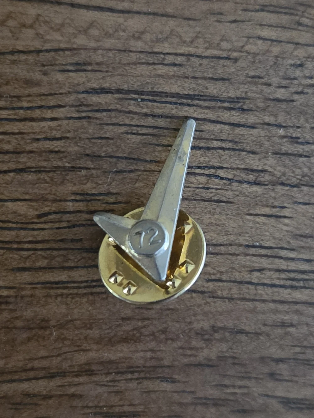 Vintage 1972 UAW United Auto Workers Lapel Pin